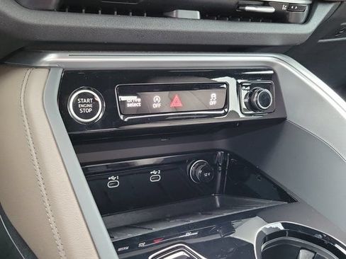 Certified 2025 Audi Q5 Premium w/ Premium Plus AWD/4WD image 26