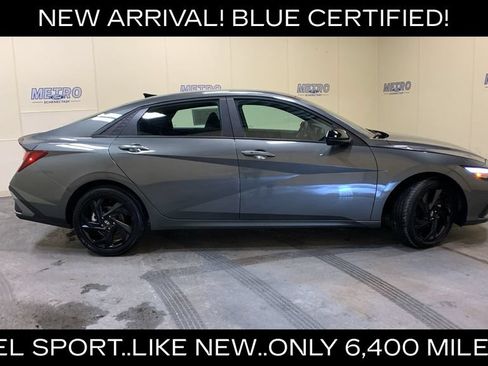 Used 2026 Hyundai Elantra Sport FWD image 2