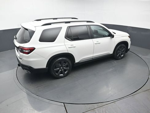 Certified 2023 Honda Pilot Sport image 39