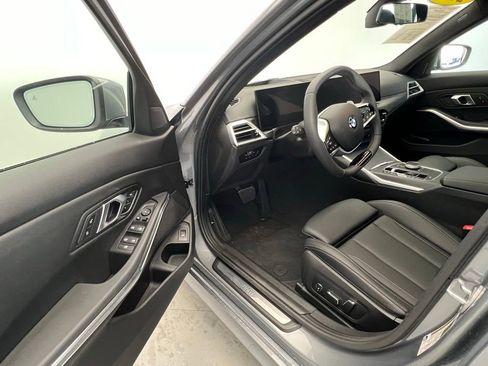 Used 2025 BMW 330i Sedan image 22