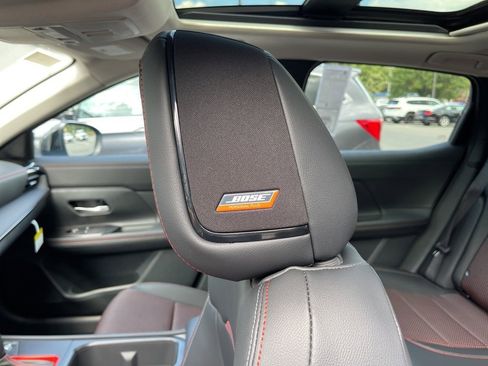 New 2025 Nissan Kicks SR w/ SR Premium Package image 19