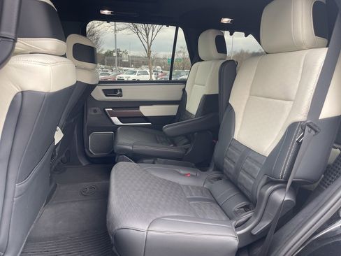 Used 2024 Toyota Sequoia Capstone image 8