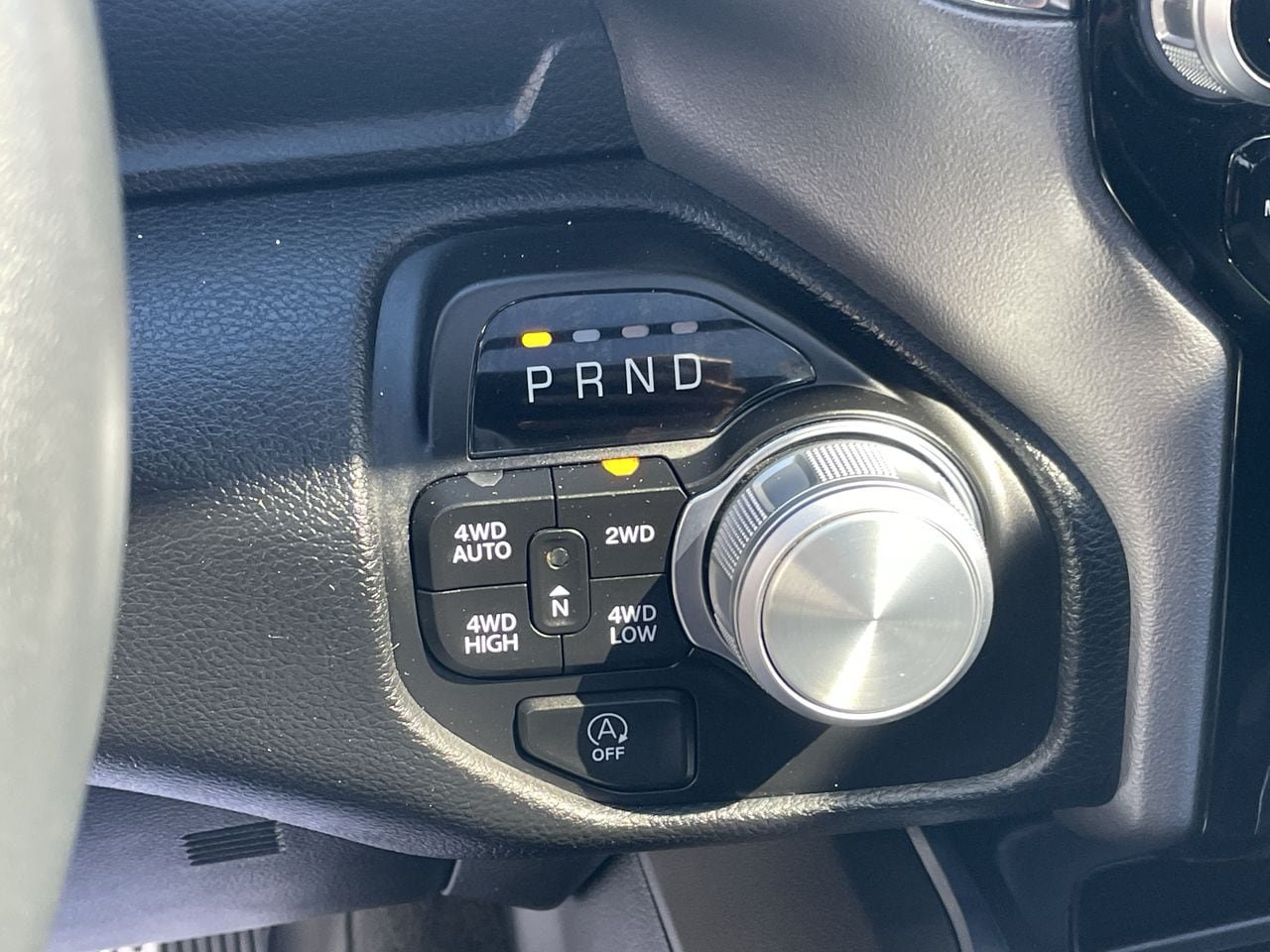 Used 2024 RAM 1500 Laramie AWD/4WD image 36
