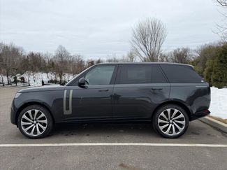 New 2025 Land Rover Range Rover Long Wheelbase SE video 2