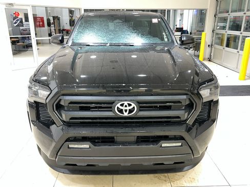 New 2026 Toyota Tacoma SR5 image 3