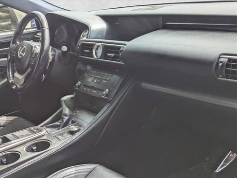 Used 2016 Lexus RC 200t RWD image 21