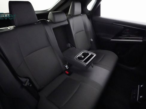 Used 2024 Toyota bZ4X XLE w/ Weather Package image 9