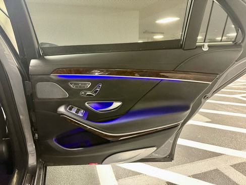 Used 2020 Mercedes-Benz S 560 4MATIC Sedan image 29