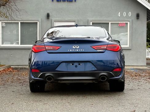 Used 2018 INFINITI Q60 Red Sport 400 w/ Sensory Package 3.0T Sport image 6