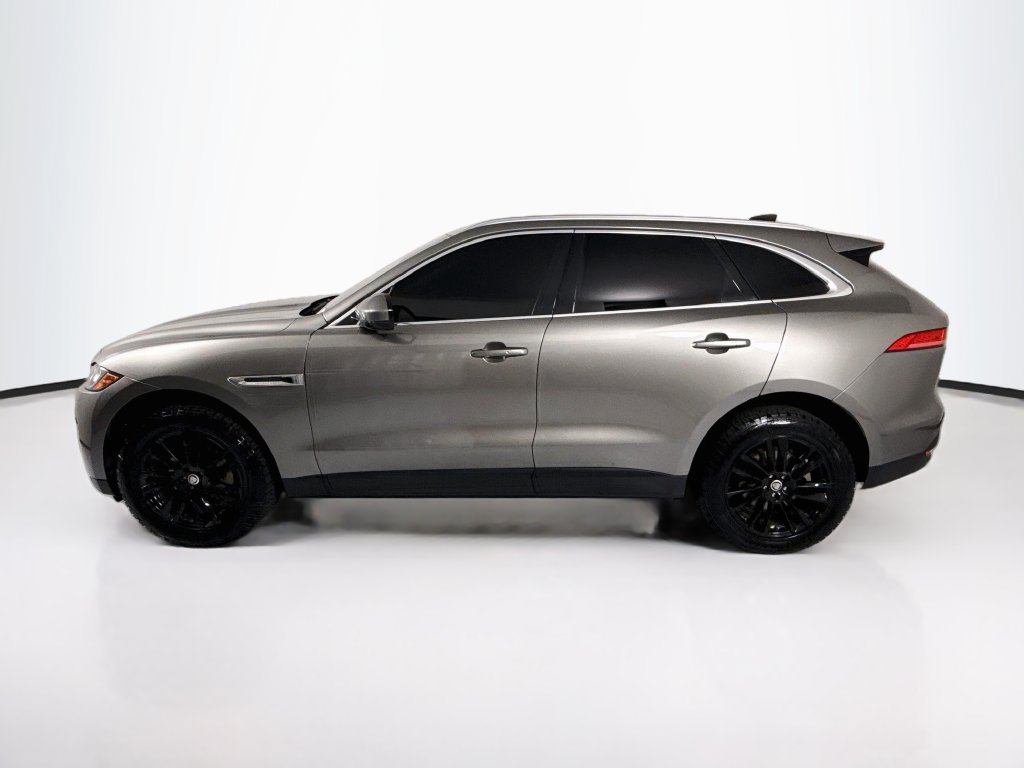 Used 2020 Jaguar F-PACE Prestige AWD/4WD image 8