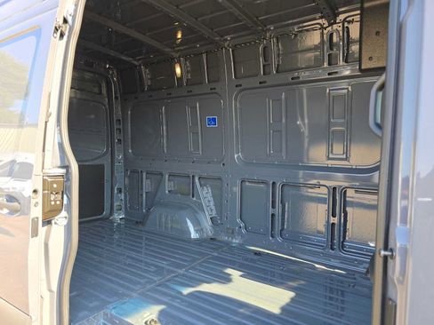 Used 2026 Mercedes-Benz Sprinter 2500 image 14