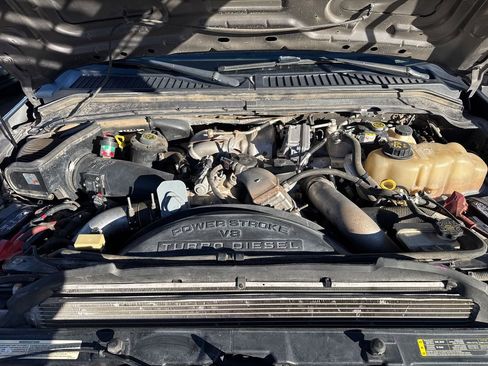 Used 2010 Ford F250 XLT image 23