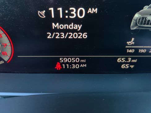 Used 2019 Audi Q8 Premium Plus w/ Premium Plus image 22