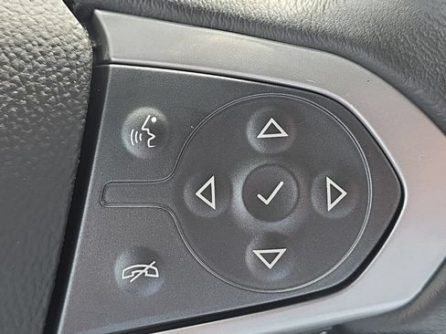 Used 2022 Chevrolet Colorado LT AWD/4WD image 21
