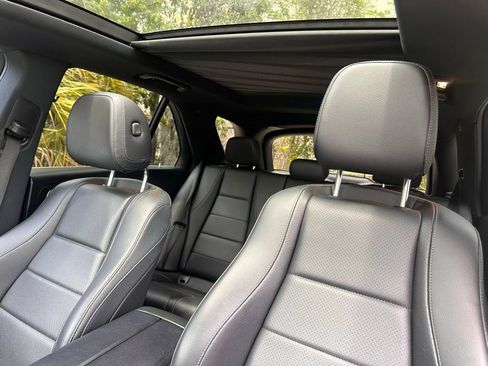 Used 2020 Mercedes-Benz GLE 350 4MATIC w/ Premium Package image 14