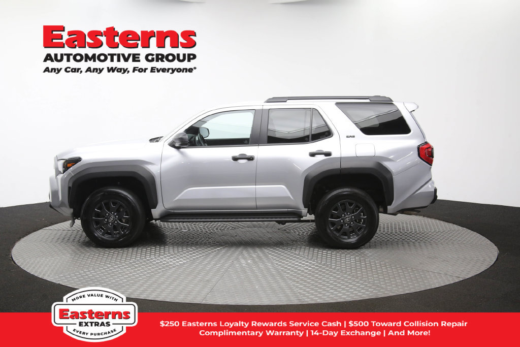 Used 2025 Toyota 4Runner SR5 AWD/4WD image 62