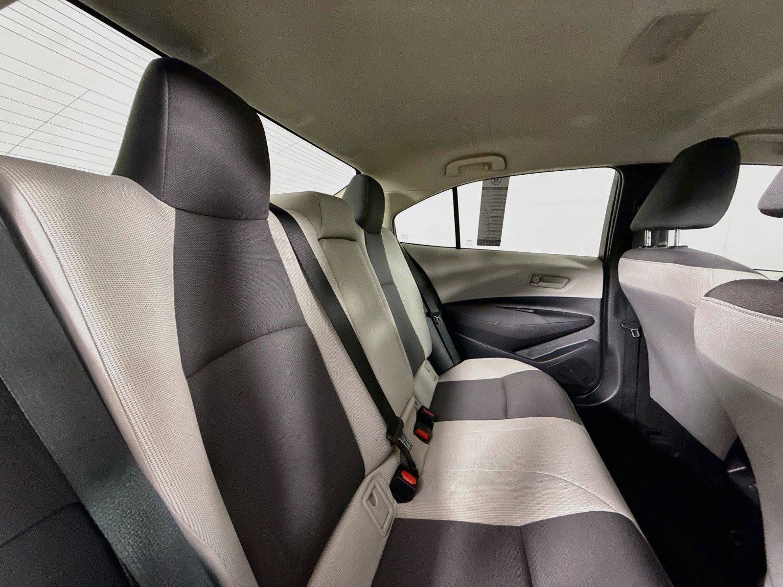 Used 2026 Toyota Corolla LE FWD image 39