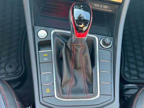 New 2026 Volkswagen Jetta GLI Autobahn FWD image 32