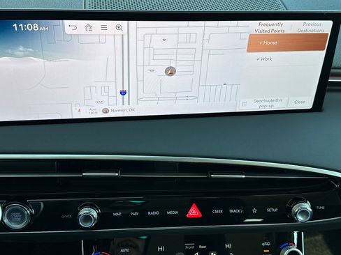 New 2026 Genesis GV70 2.5T Select image 8