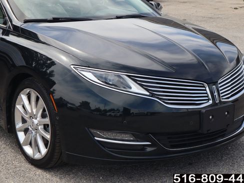 Used 2014 Lincoln MKZ AWD w/ Equipment Group 102A Reserve image 4
