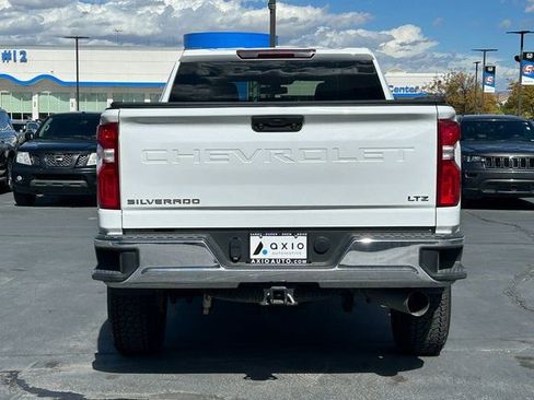 Used 2021 Chevrolet Silverado 3500 LTZ w/ Z71 Off-Road Package image 4