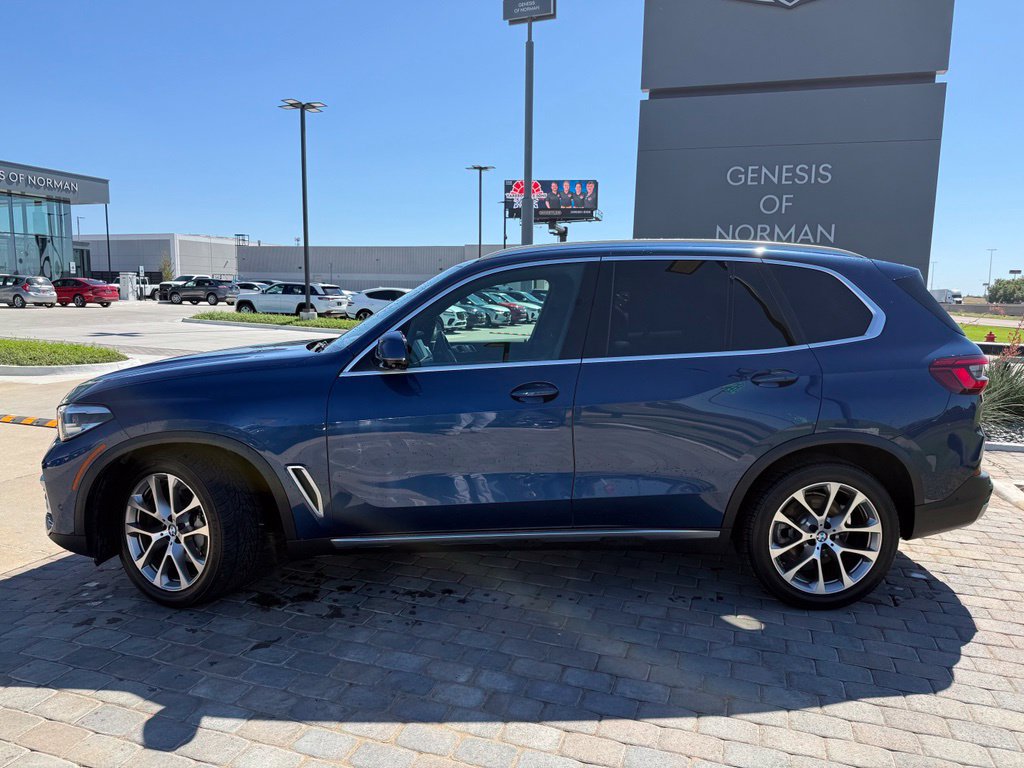 Used 2020 BMW X5 sDrive40i w/ Convenience Package RWD image 2