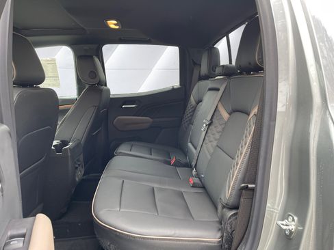 Used 2026 GMC Canyon Denali image 14