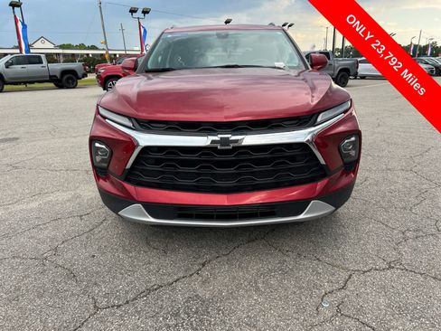 Used 2024 Chevrolet Blazer LT w/ Convenience Package FWD image 8