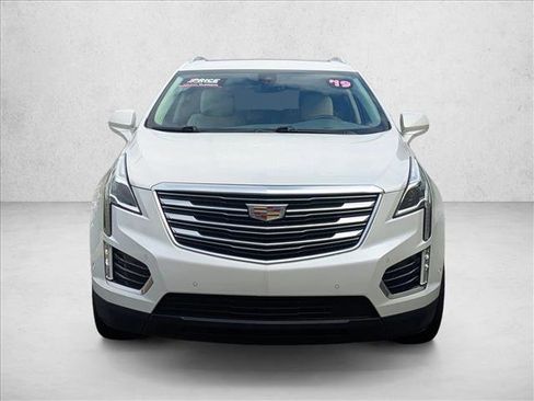 Used 2019 Cadillac XT5 Premium Luxury w/ Driver Assist Package image 2