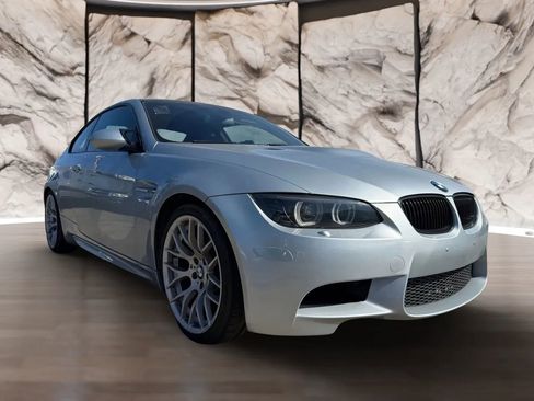 Used 2013 BMW M3 Coupe w/ Premium Pkg image 3