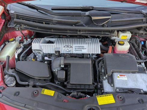 Used 2010 Toyota Prius Five image 19