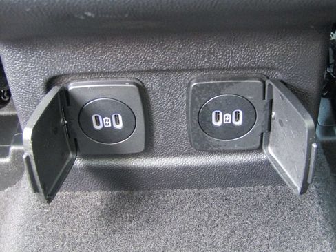 Used 2023 Lincoln Corsair AWD w/ Equipment Group 101A image 21