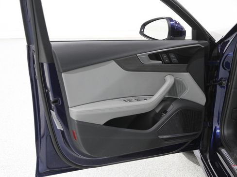 Used 2023 Audi A4 2.0T Premium Plus image 4