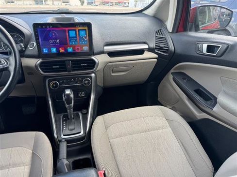 Used 2019 Ford EcoSport SE image 12