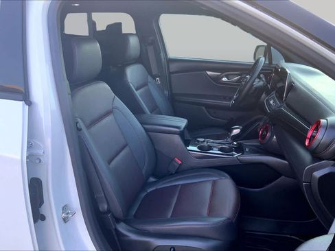 Used 2024 Chevrolet Blazer RS w/ Driver Confidence II Package FWD image 9