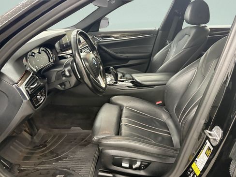 Used 2018 BMW 530i xDrive AWD/4WD image 12