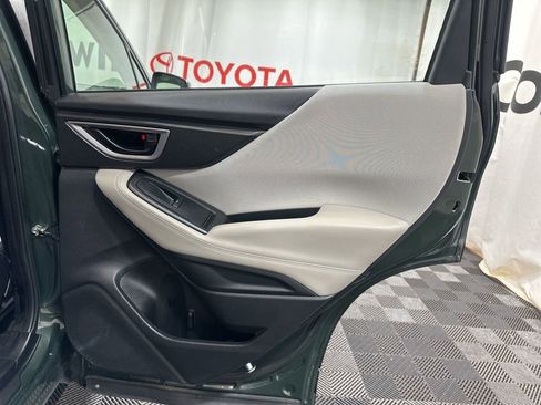 Used 2023 Subaru Forester Base image 14