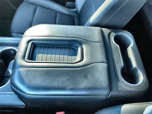 Used 2022 GMC Yukon SLE image 20