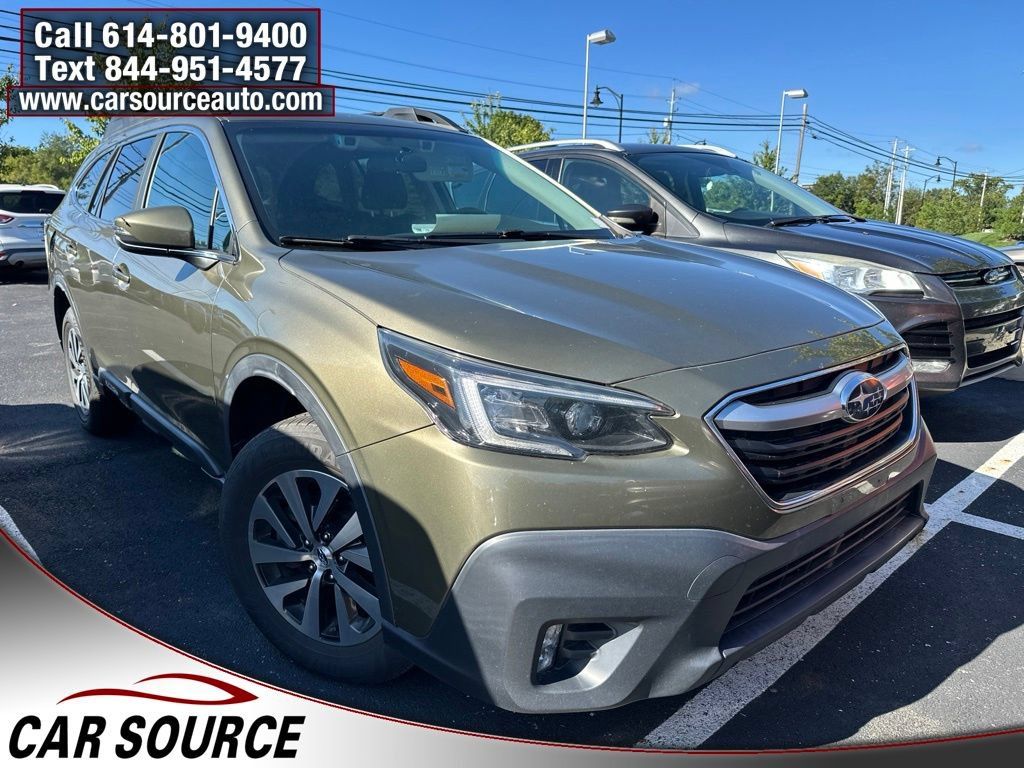 Used 2022 Subaru Outback Premium AWD/4WD image 1