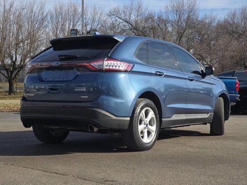 Used 2018 Ford Edge SE image 8