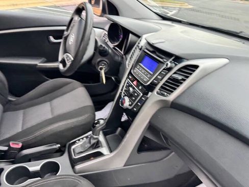 Used 2014 Hyundai Elantra GT image 26