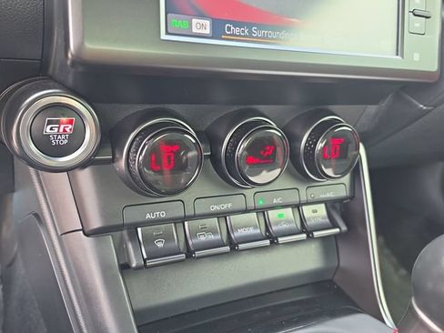 Used 2024 Toyota GR86 TRUENO Edition RWD image 24