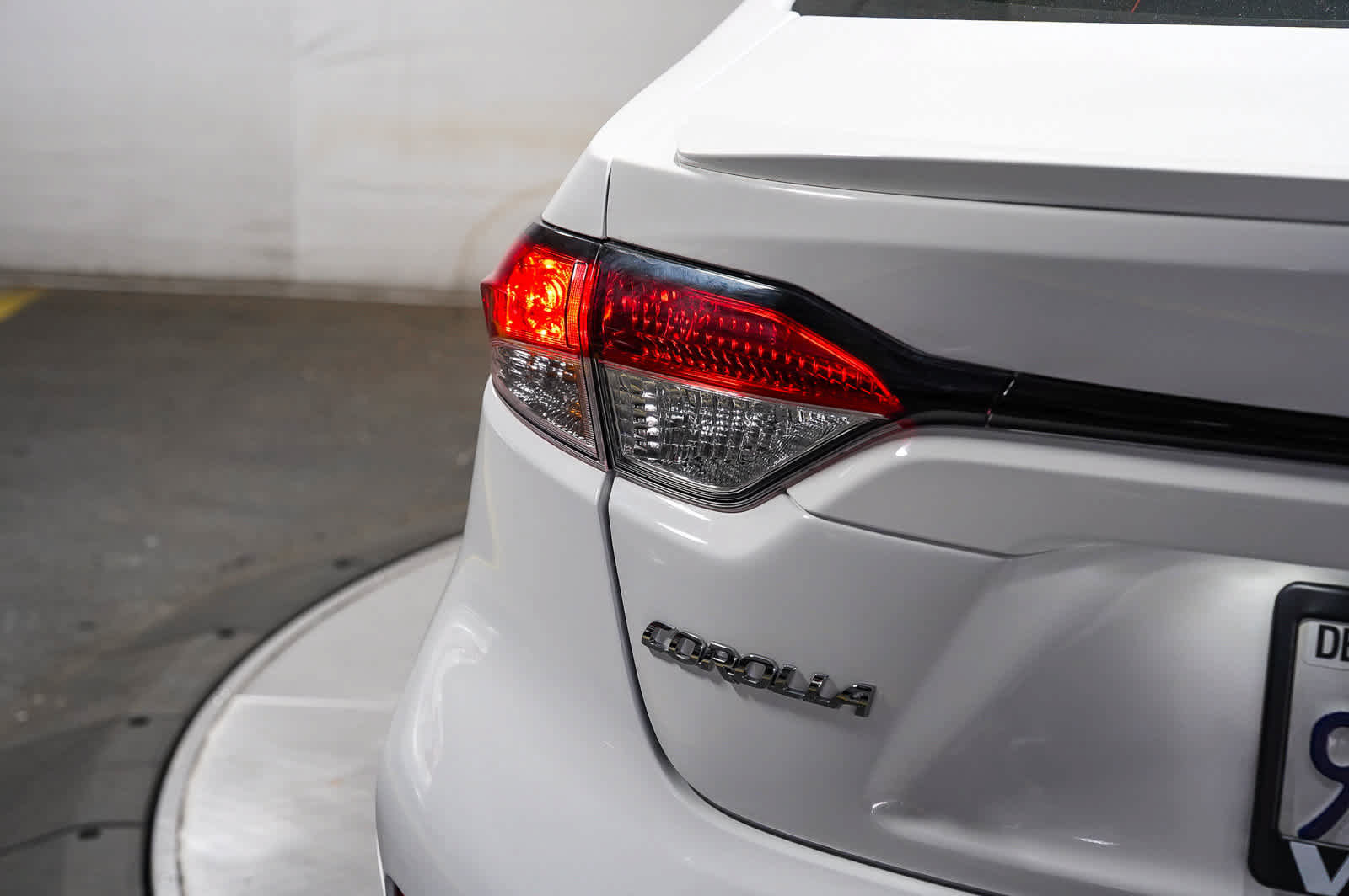 Used 2024 Toyota Corolla SE FWD image 11