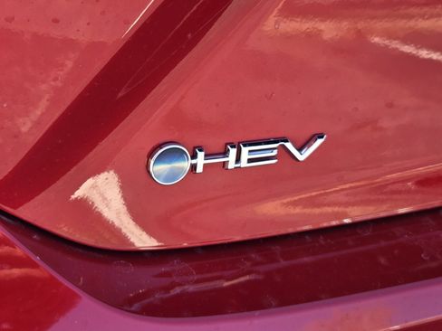 Certified 2025 Toyota Camry SE w/ Convenience Package image 31