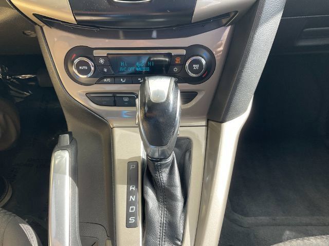 Used 2012 Ford Focus SEL FWD image 25