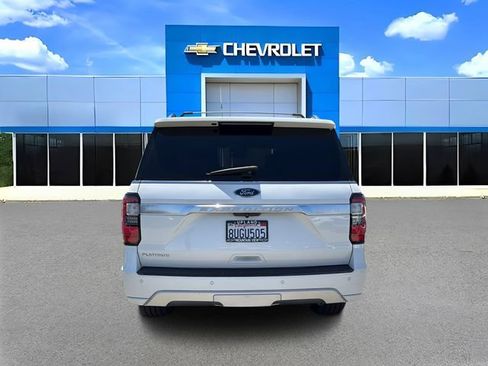 Used 2020 Ford Expedition Platinum RWD image 4