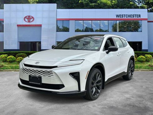 New 2026 Toyota Crown Signia AWD/4WD image 8