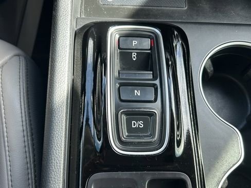 Used 2023 Honda Pilot Touring image 27