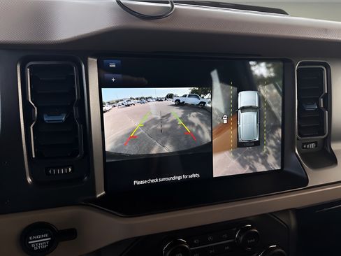 Used 2022 Ford Bronco Wildtrak AWD/4WD image 8