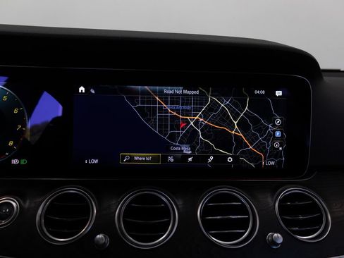 Used 2022 Mercedes-Benz E 350 Sedan image 31